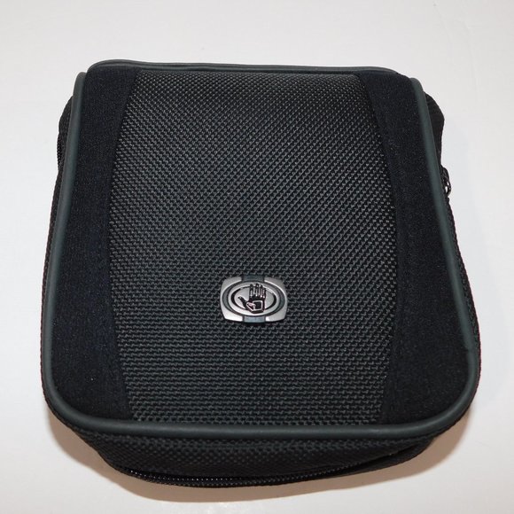 Body Glove Black  Soft Shell CD / DVD Storage Wallet 32 Disc Capacity - Picture 1 of 8
